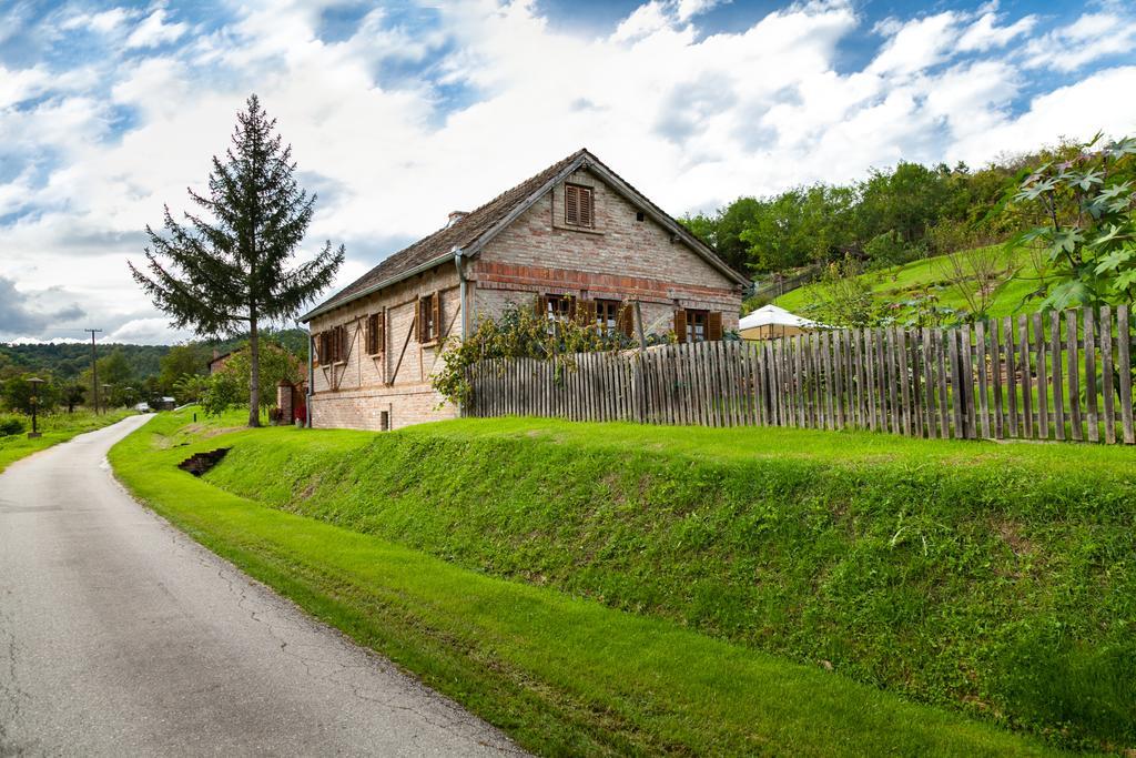 Country House "Stricev Grunt" Stara Kapela Guest House Eksteriør bilde